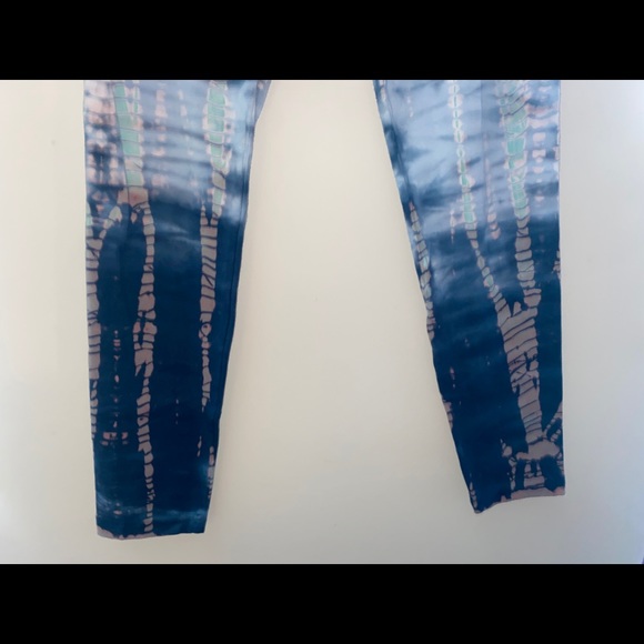 Hard Tail tie-dye leggings - Picture 5 of 6